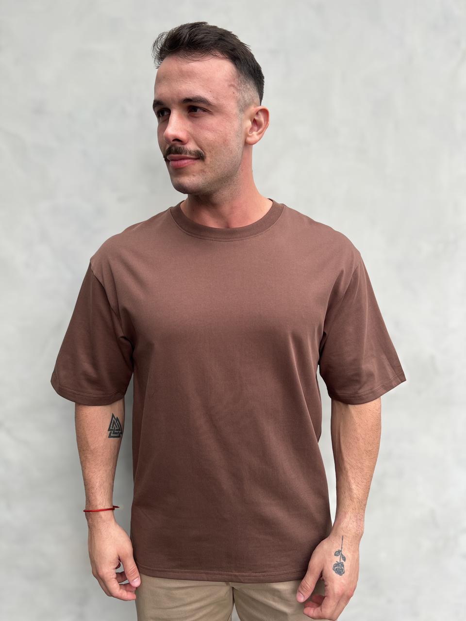 Camiseta Over Zeus - Marrom