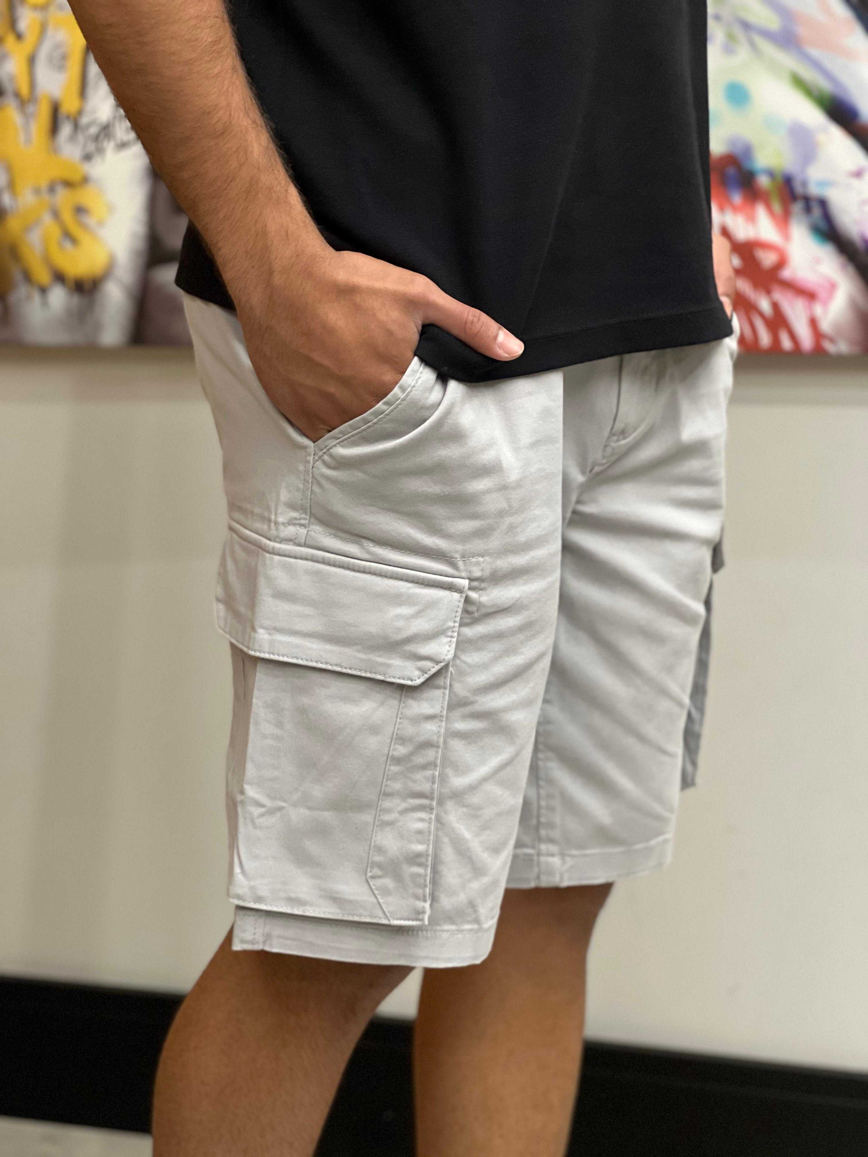 Bermuda Cargo Chino Zeus - Cinza Claro