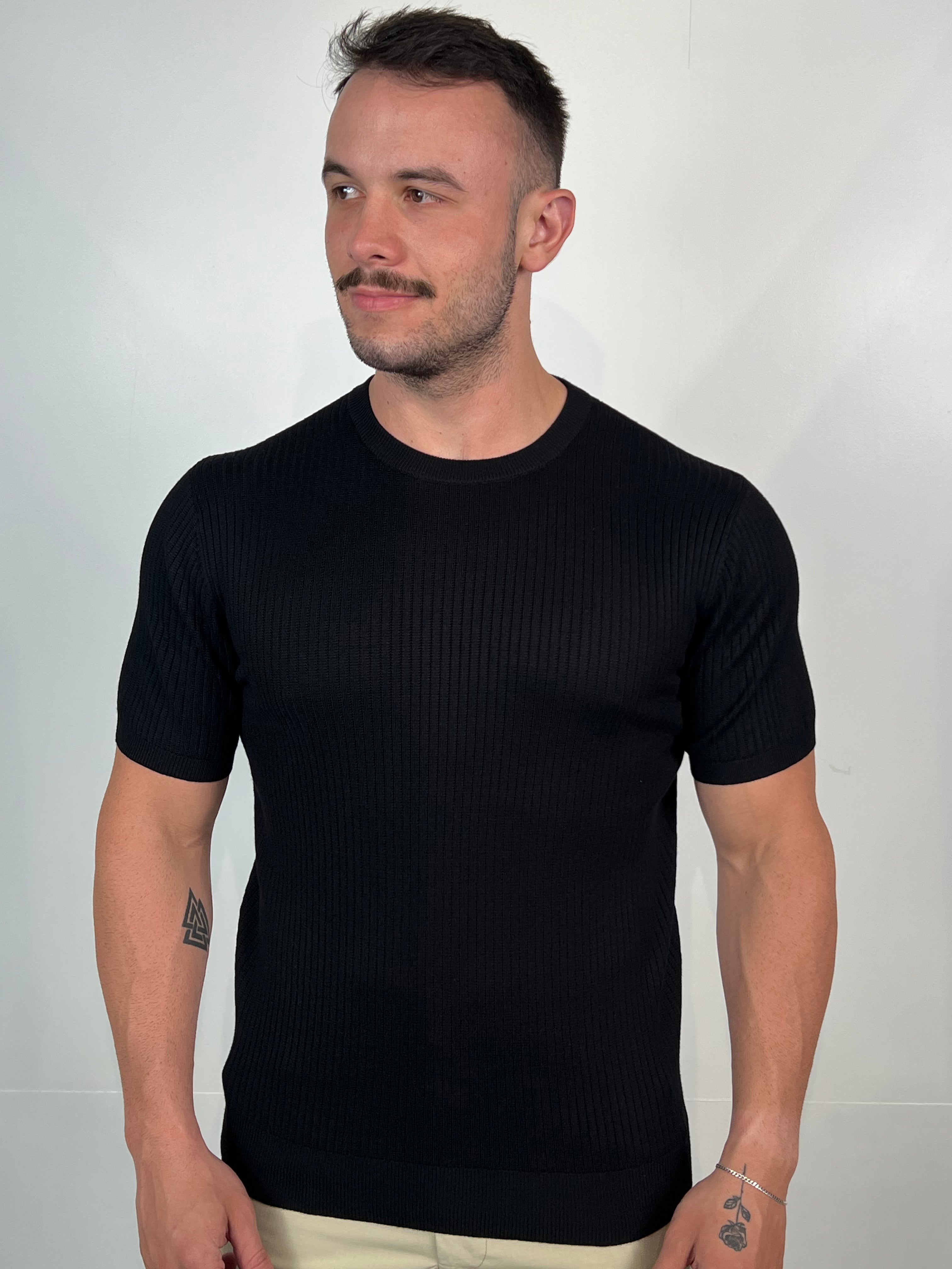 Camiseta Tricot Canelada Zeus - Preto