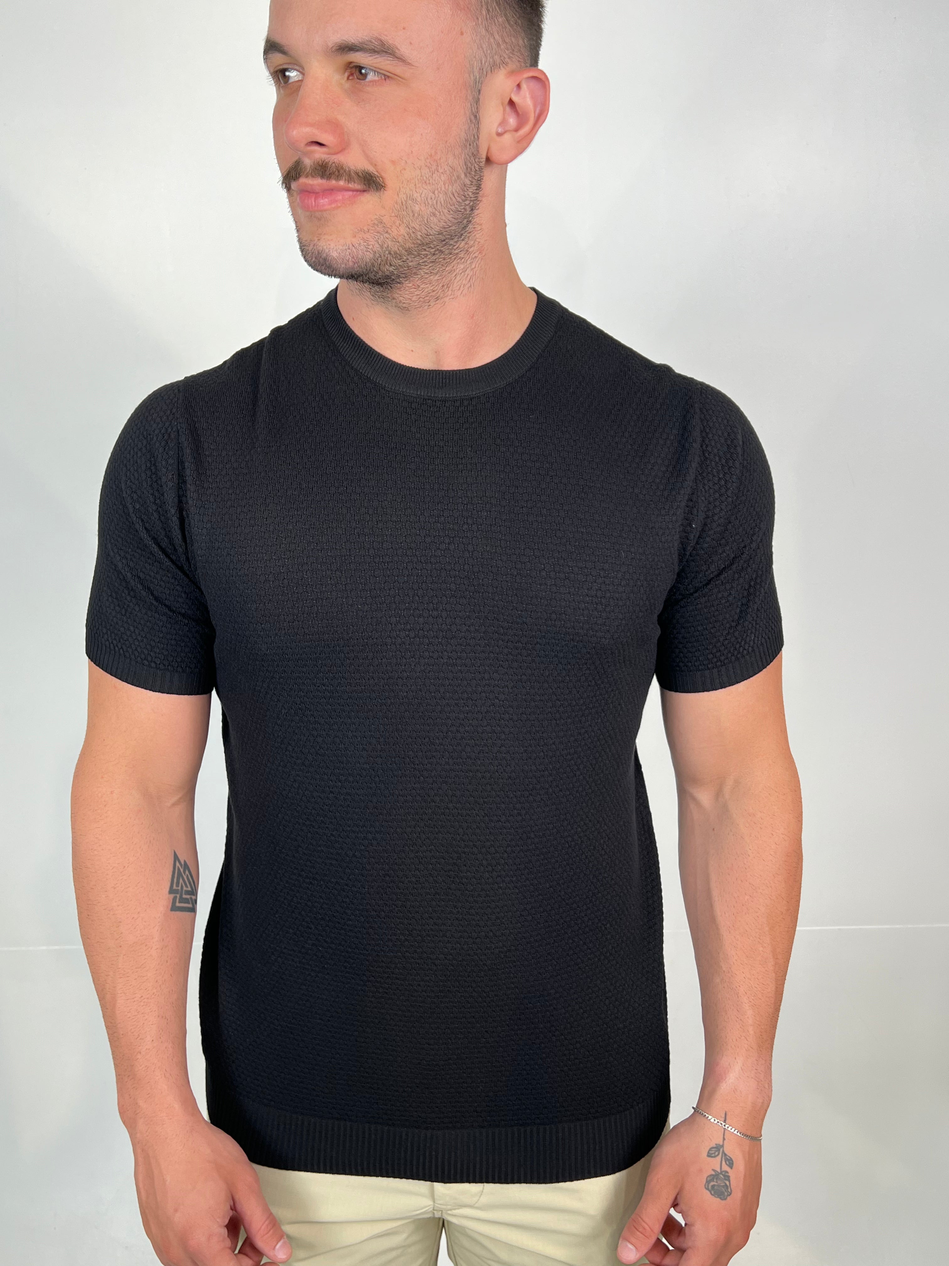 Camiseta Tricot e Textura Zeus - Preto