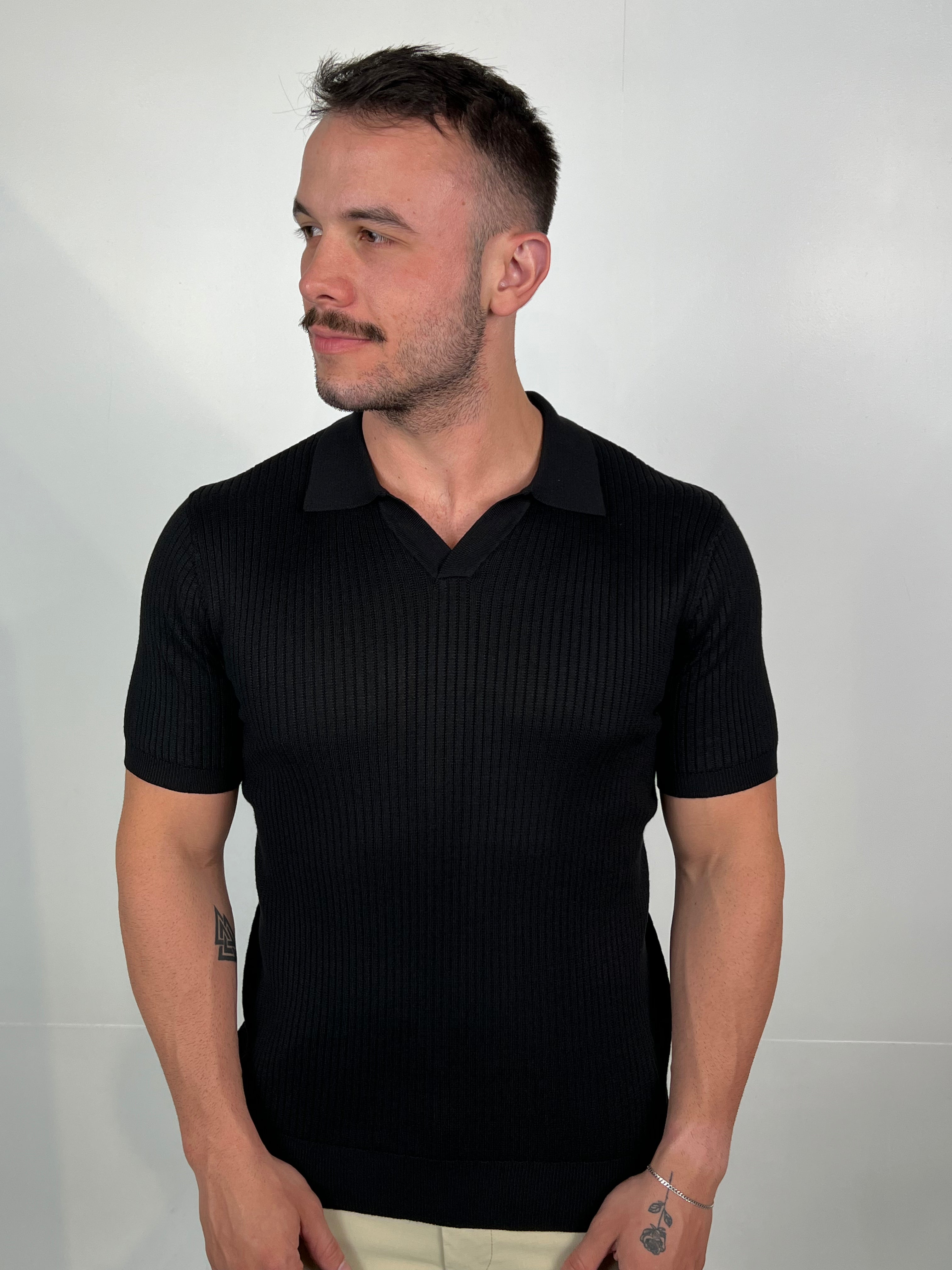 Polo V Tricot Canelada Zeus - Preto