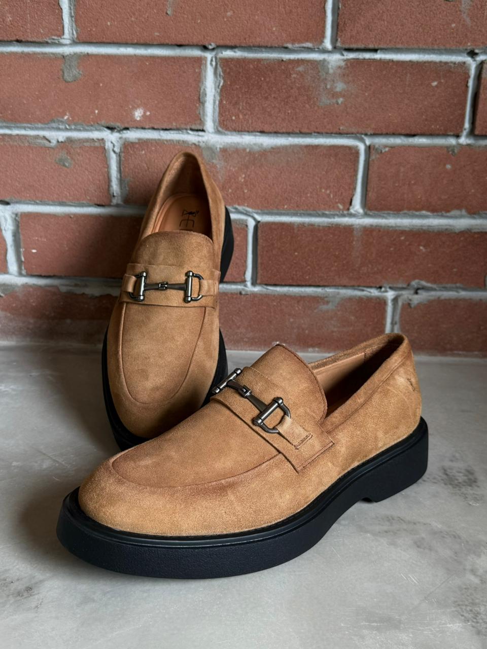 Loafer Zeus Roma Camurça - Caramelo