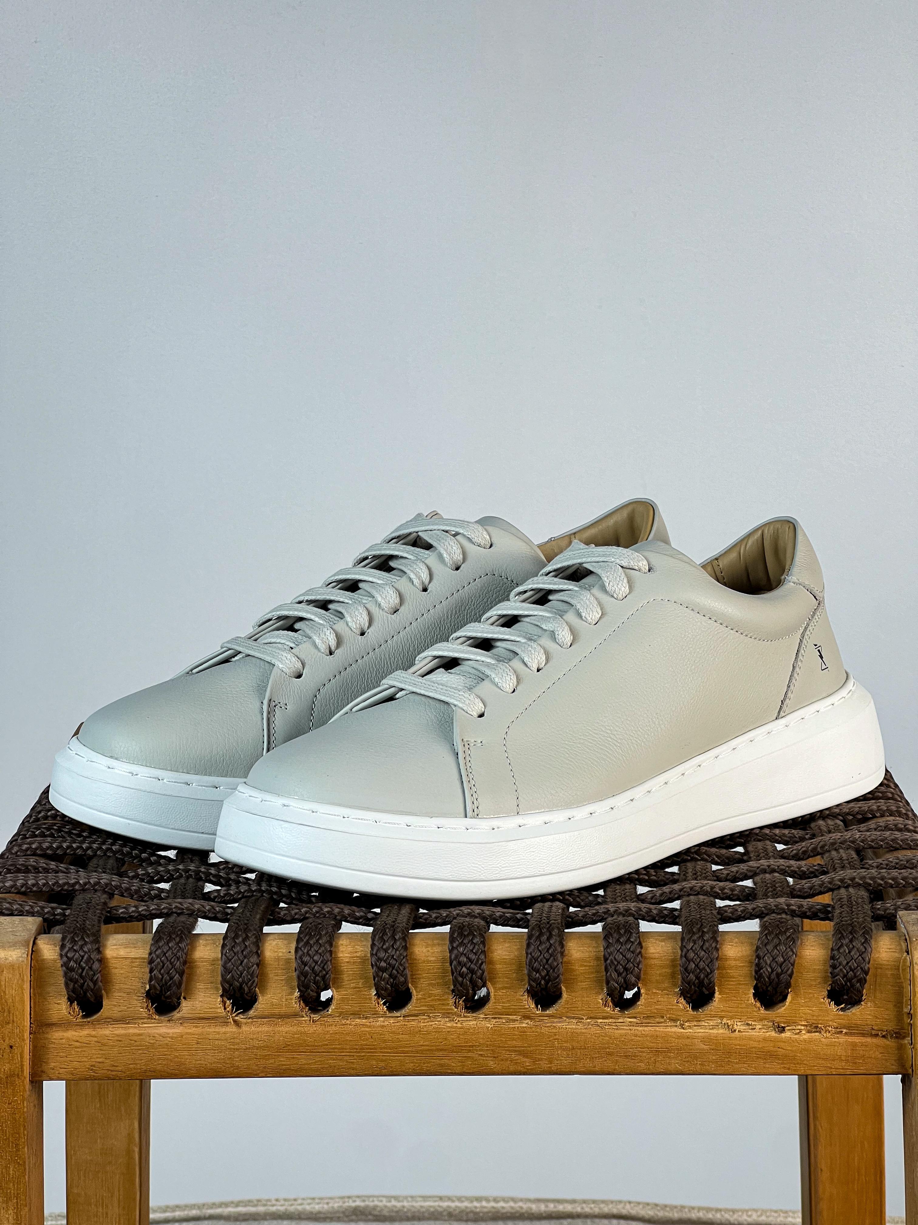 Sneaker Floater Zeus - Off-White